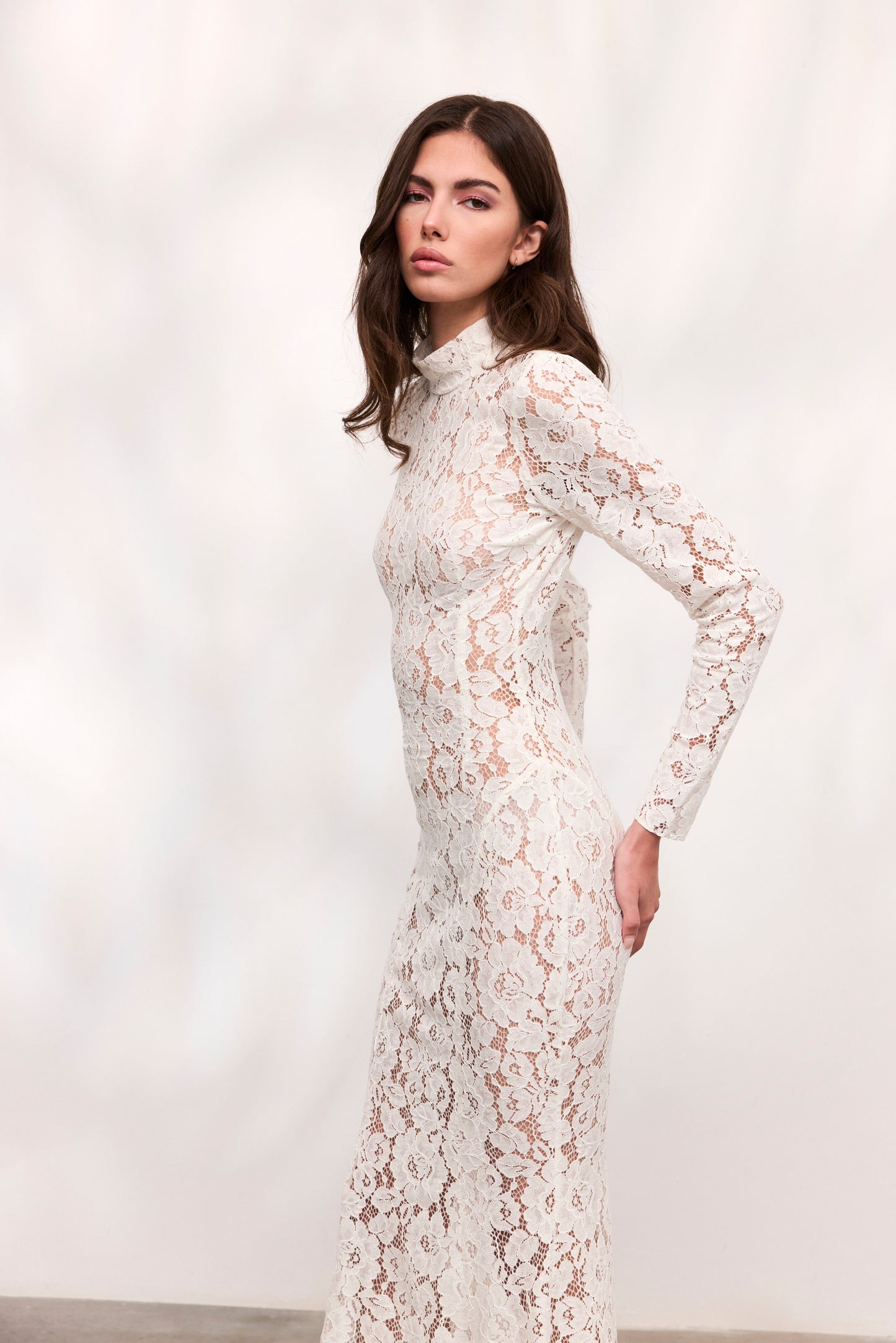 Rochie Alessia lunga din dantela alba