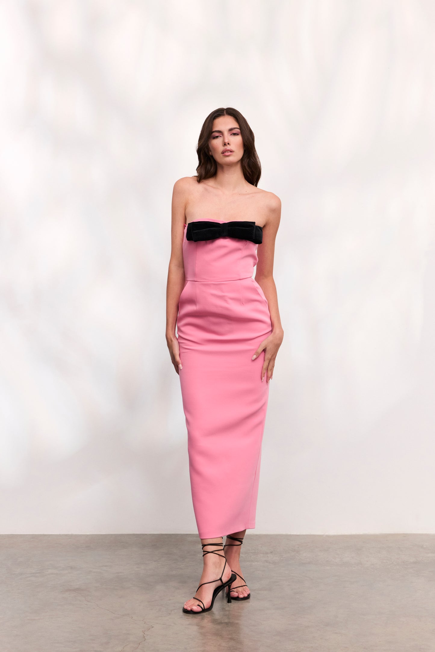 Rochie Elenia lunga din crep roz
