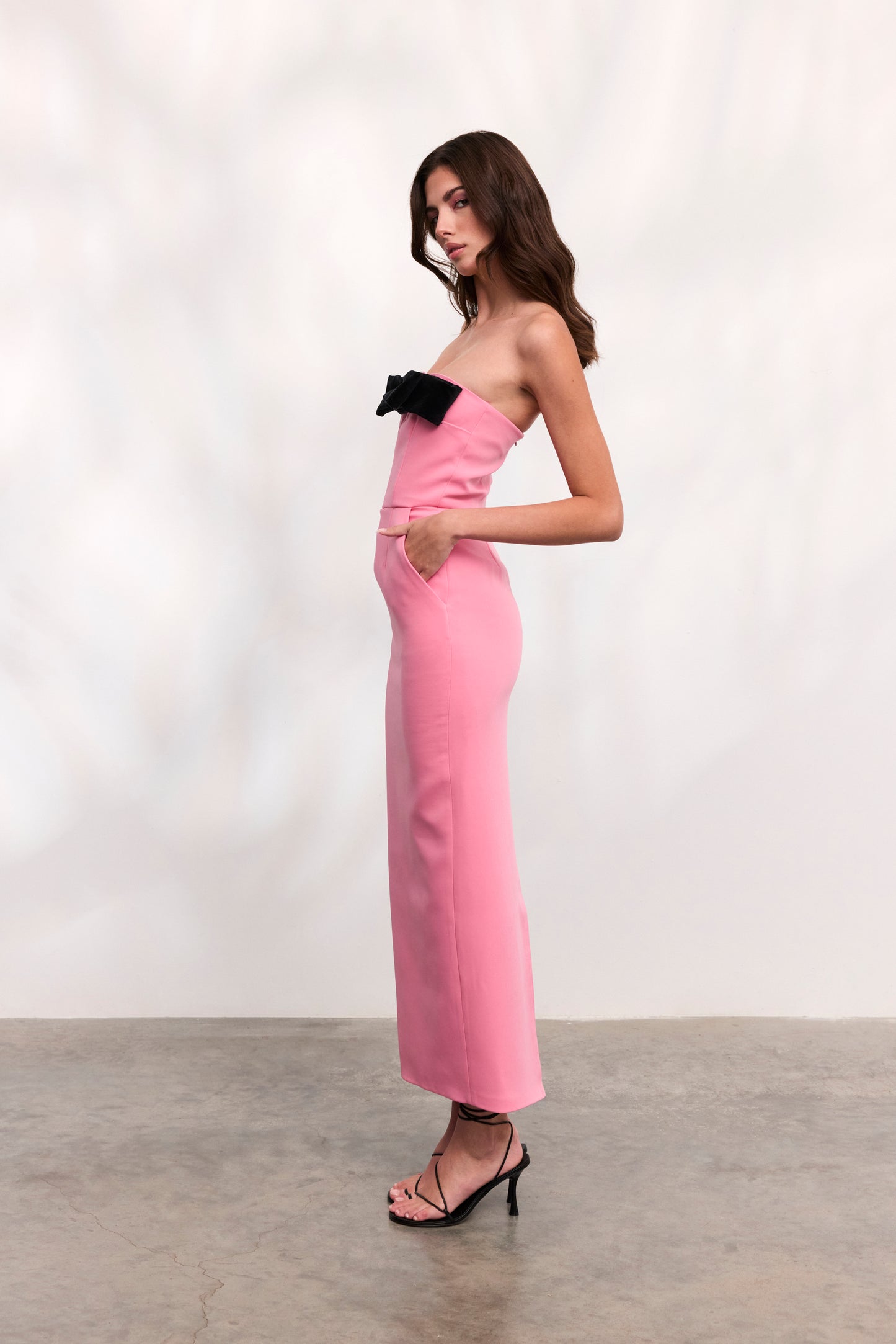 Rochie Elenia lunga din crep roz