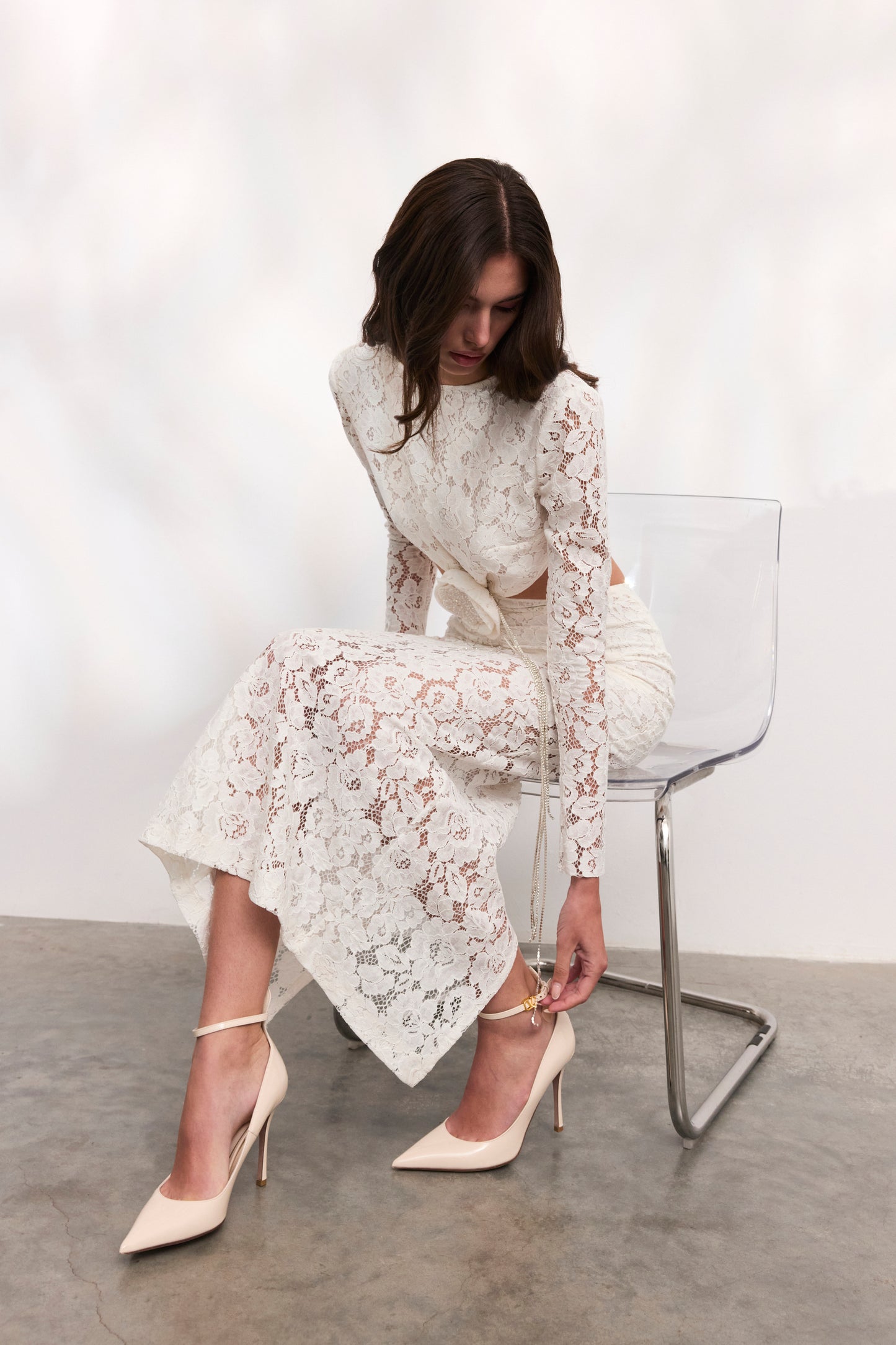 Rochie Rose midi din dantela alba