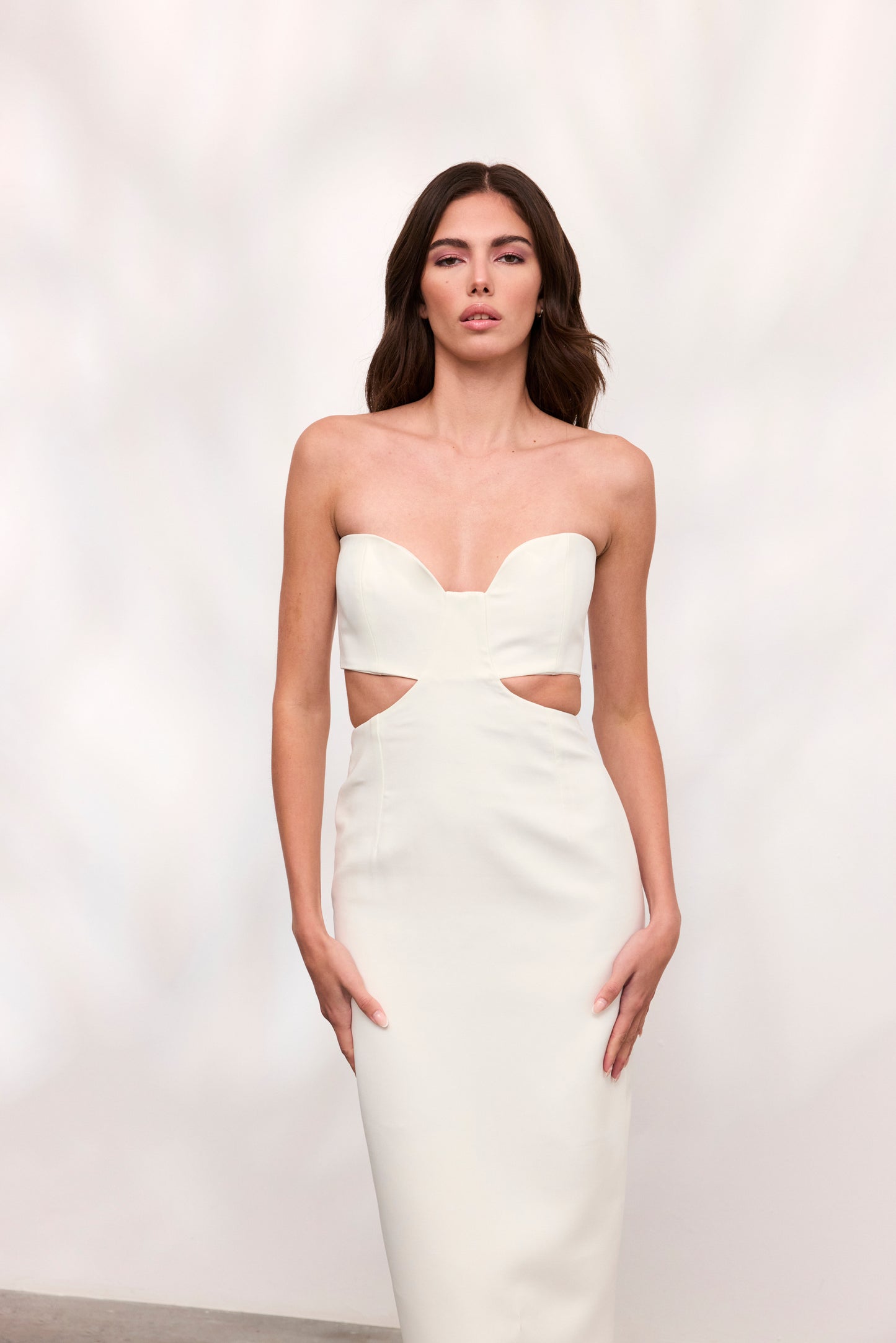 Rochie Paloma lunga din crep alb