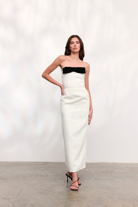 Rochie Elenia lunga din crep alb