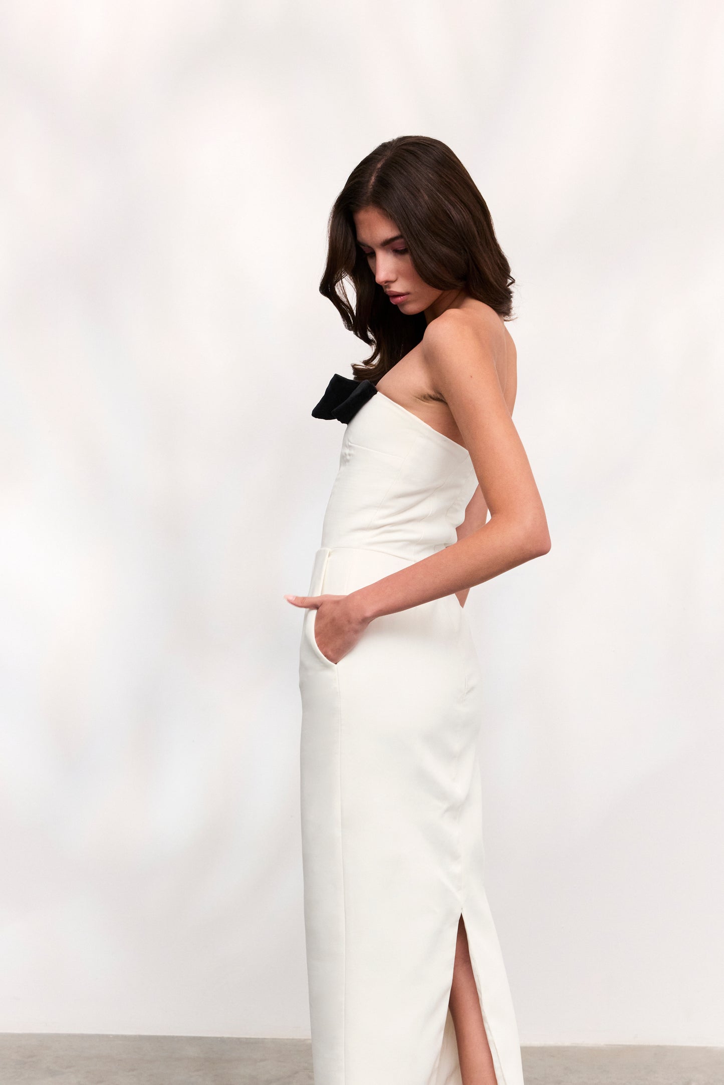 Rochie Elenia lunga din crep alb