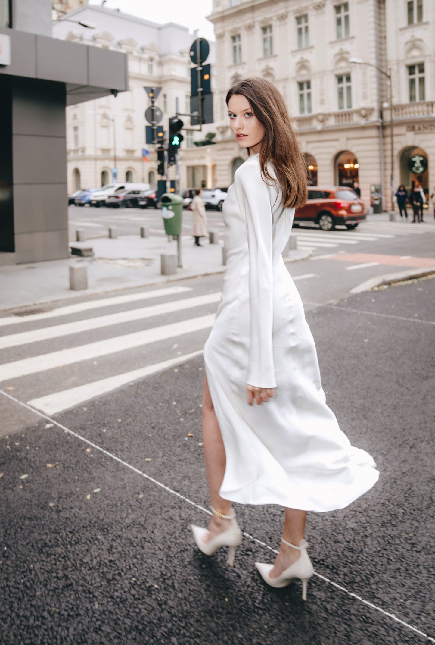 Rochie Infinity din matase alba