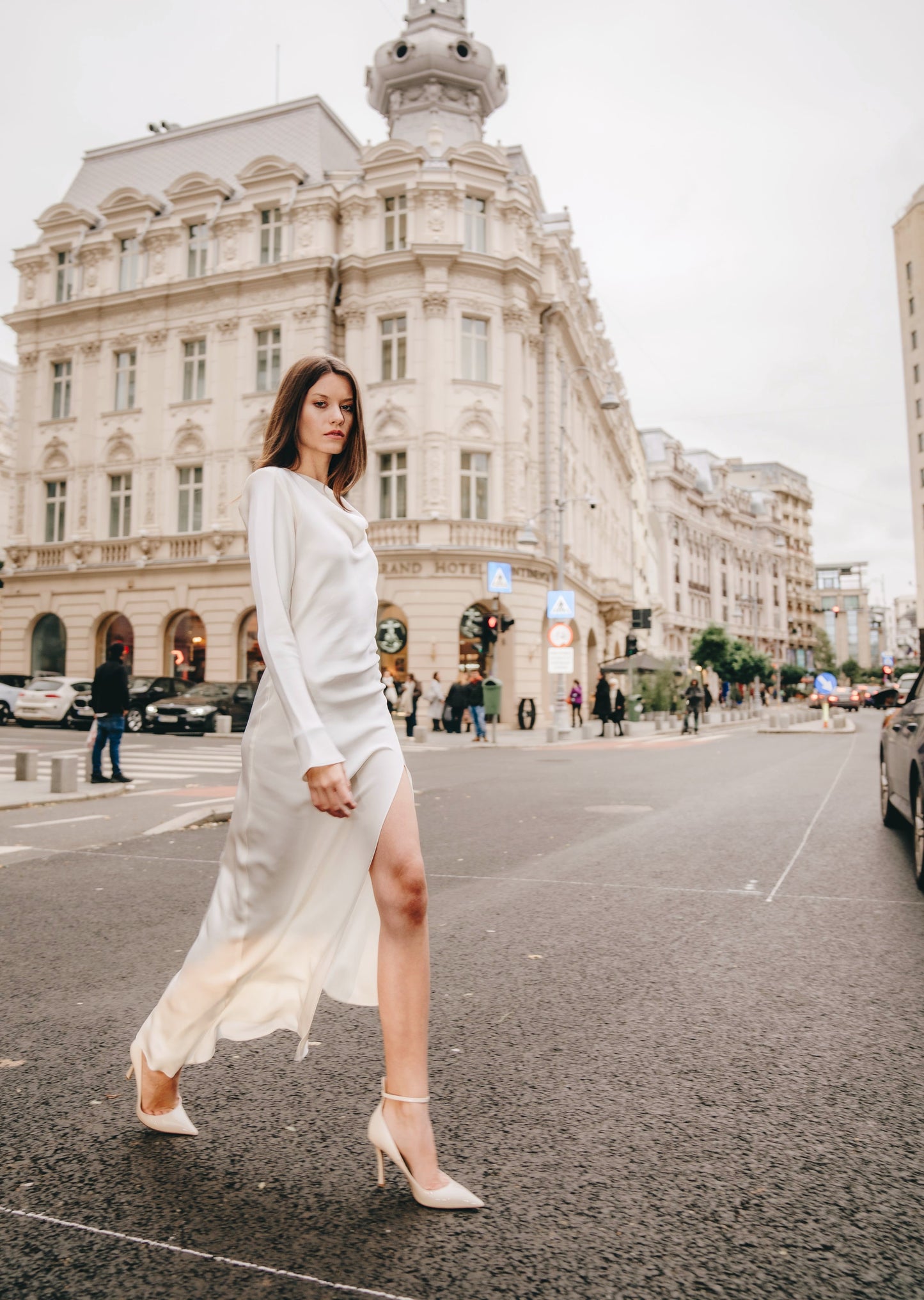 Rochie Infinity din matase alba