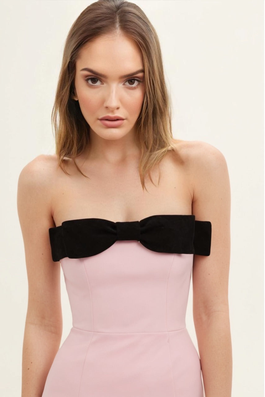 Rochie Elenia din crep roz